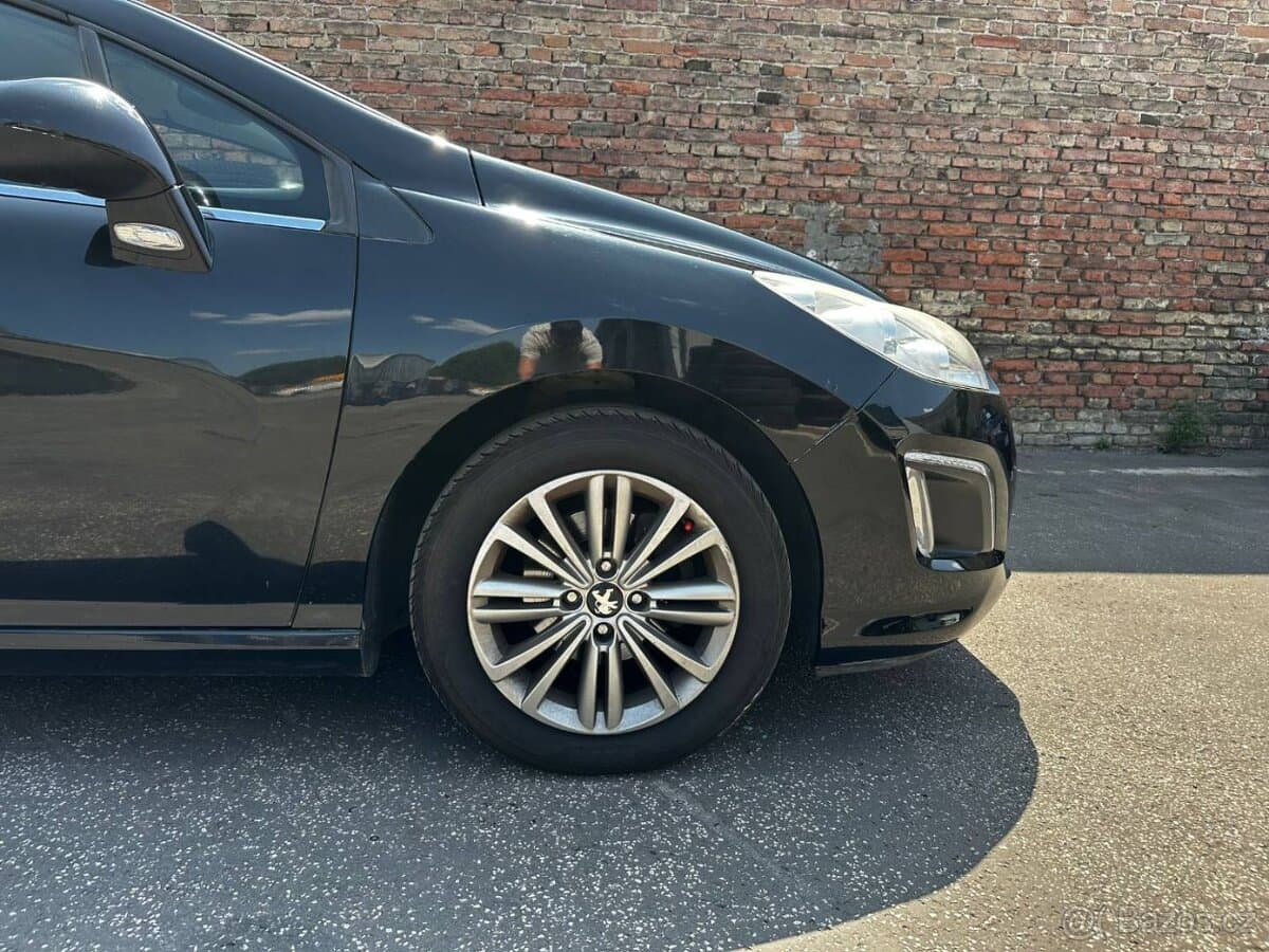 2011 Peugeot 308 - 7