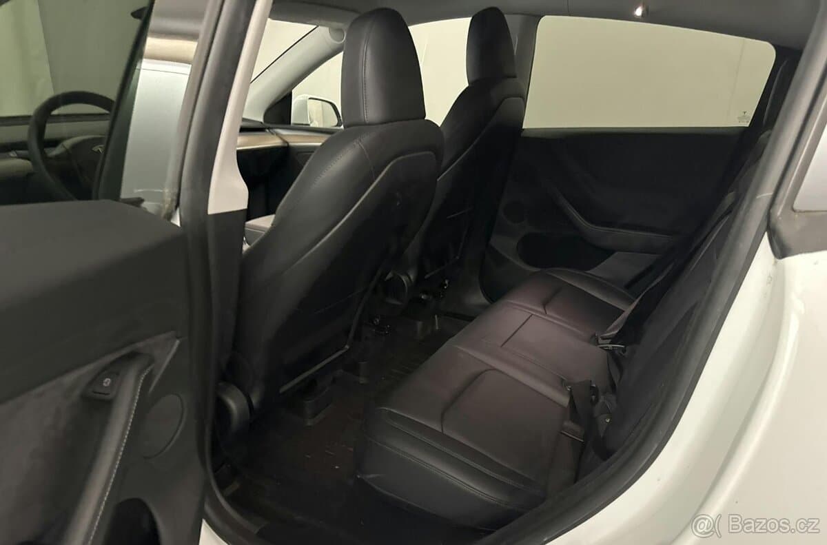 2023 Tesla MODEL Y - 7