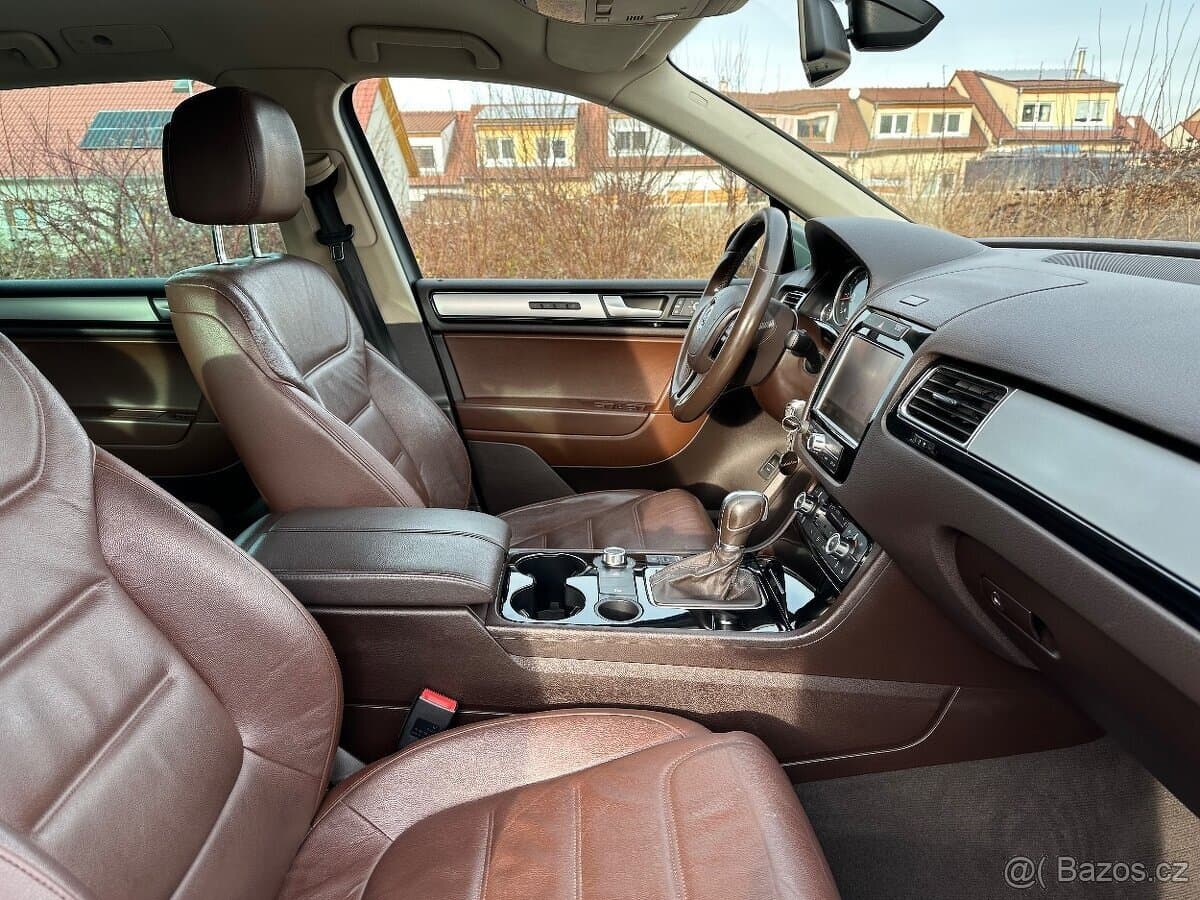 2014 Volkswagen TOUAREG - 7