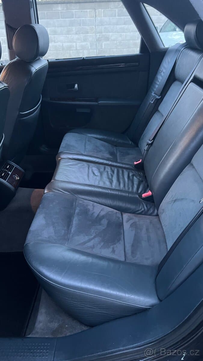 Audi A8 - 7