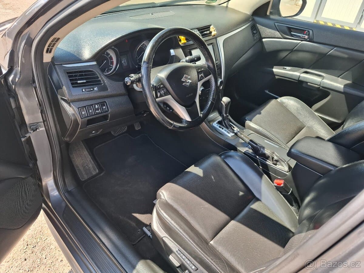2012 Suzuki KIZASHI - 7