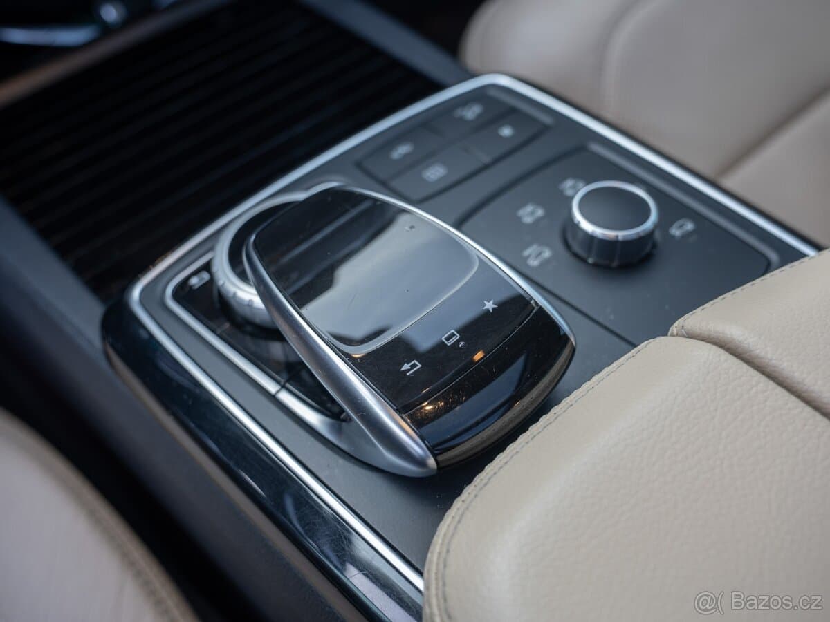 2016 Mercedes-Benz GL - 7