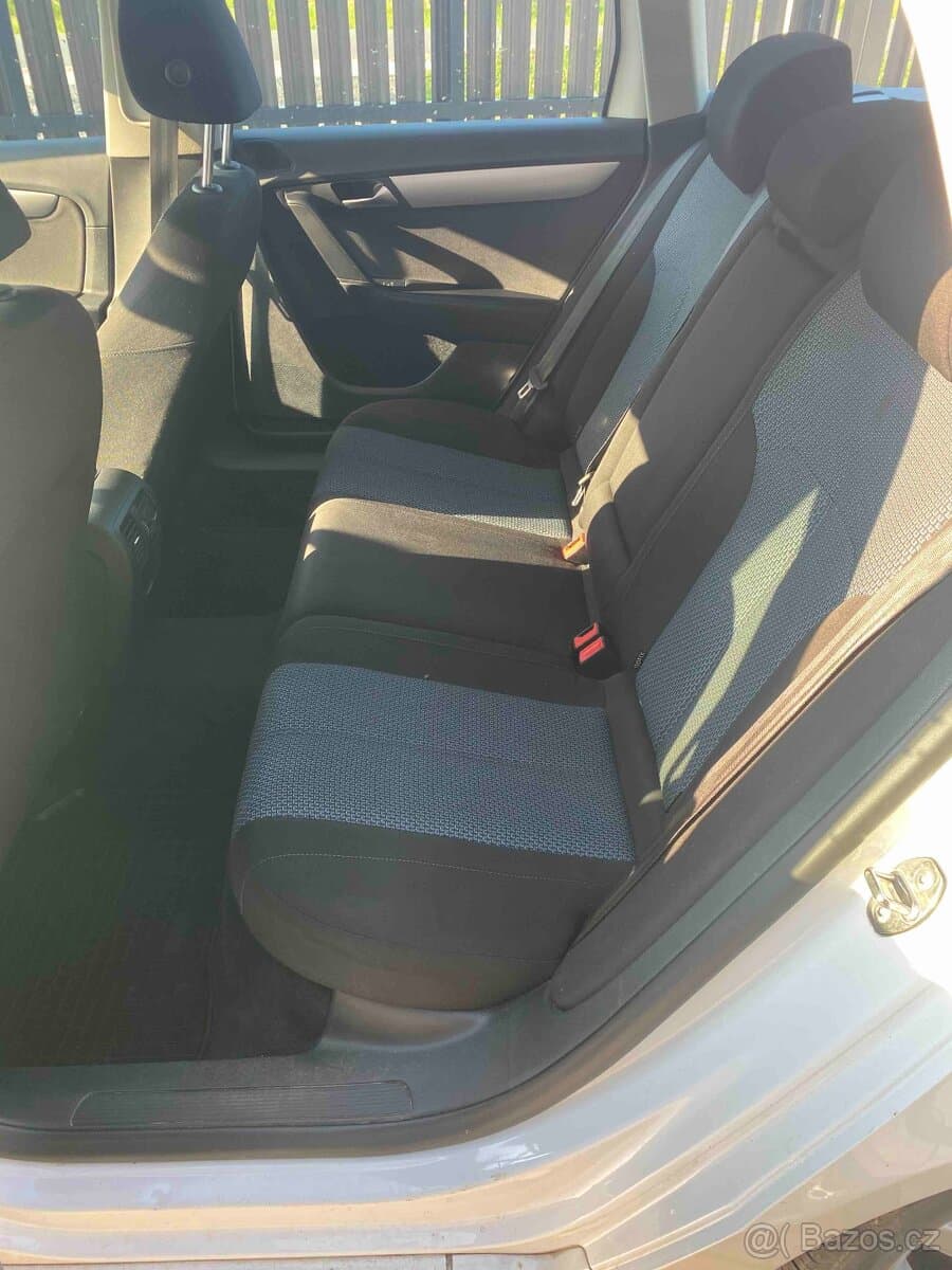 2013 Volkswagen PASSAT - 7