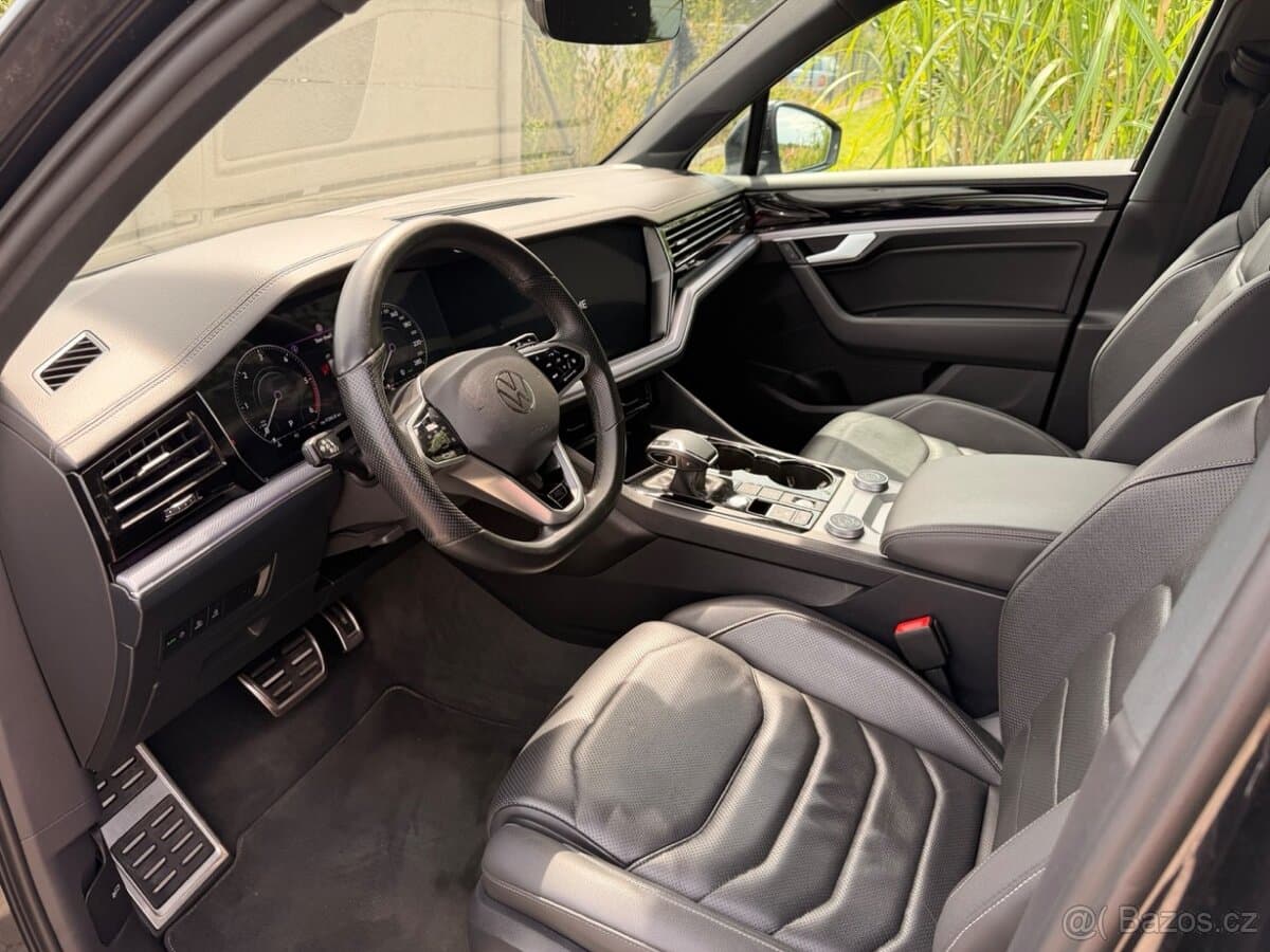 2022 Volkswagen TOUAREG - 7