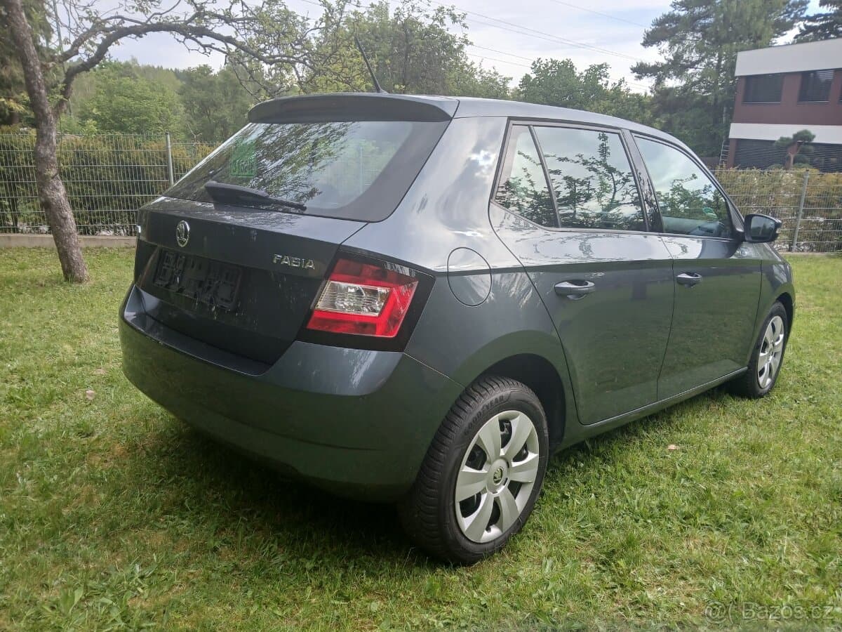 2016 Škoda FABIA - 7