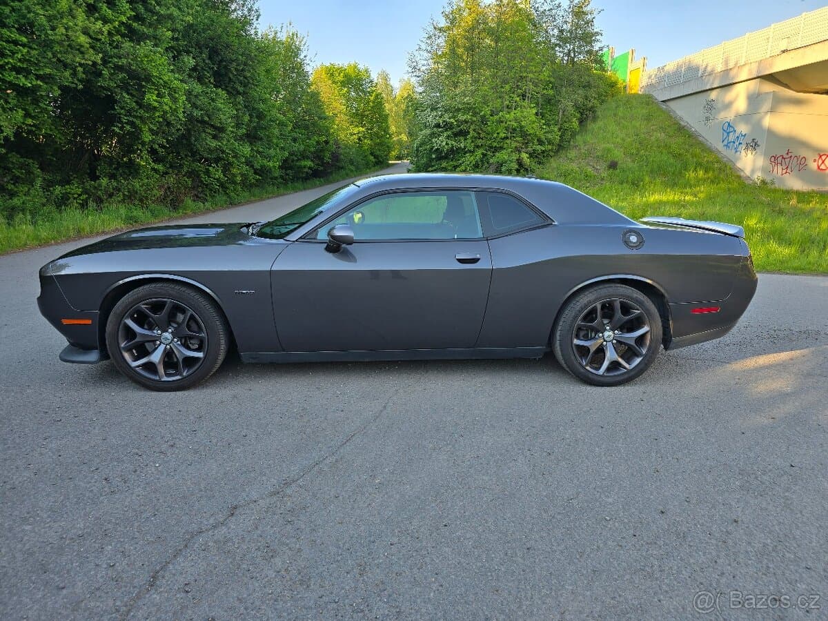 2019 Dodge CHALLENGER - 7