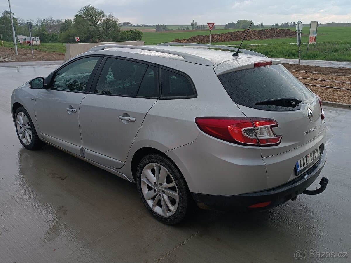 2015 Renault MEGANE - 7