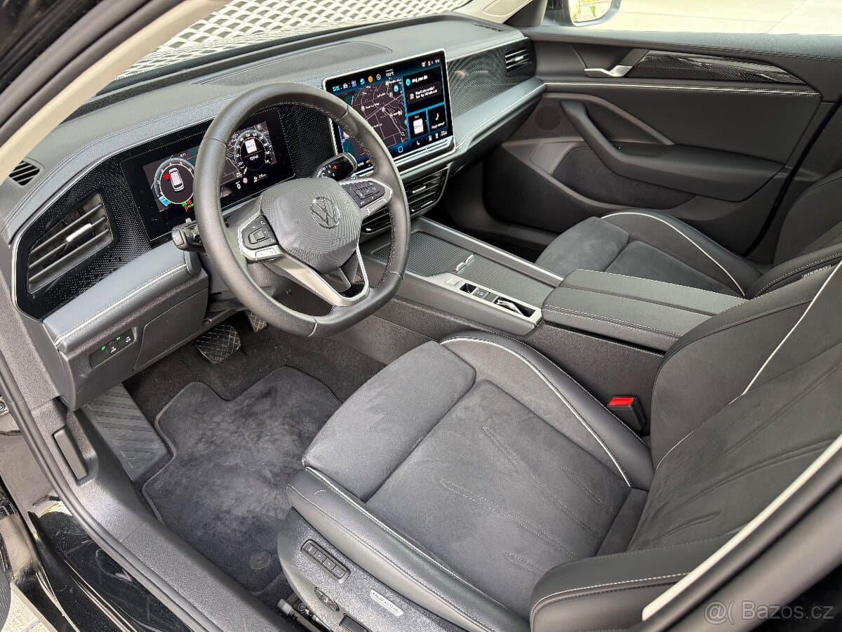 2025 Volkswagen PASSAT - 7