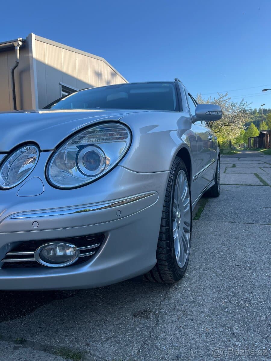 2007 Mercedes-Benz E-CLASS - 7