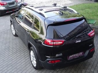 2015 Jeep CHEROKEE - 7