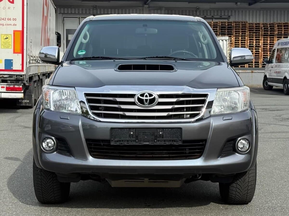 2013 Toyota HILUX - 7