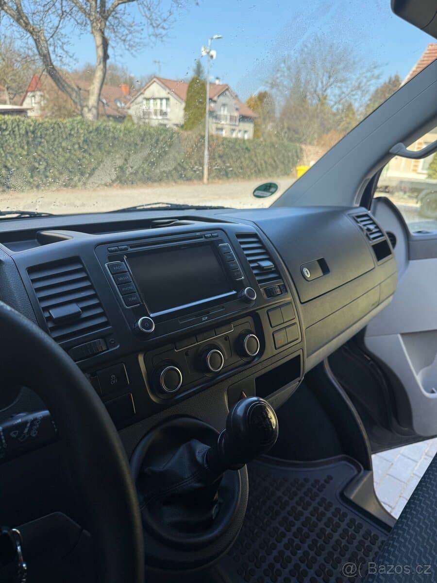 2011 Volkswagen TRANSPORTER - 7