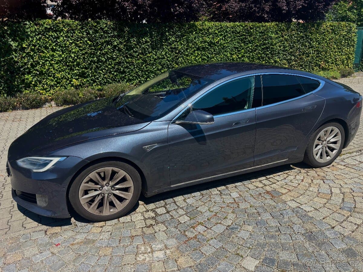 2016 Tesla MODEL S - 7