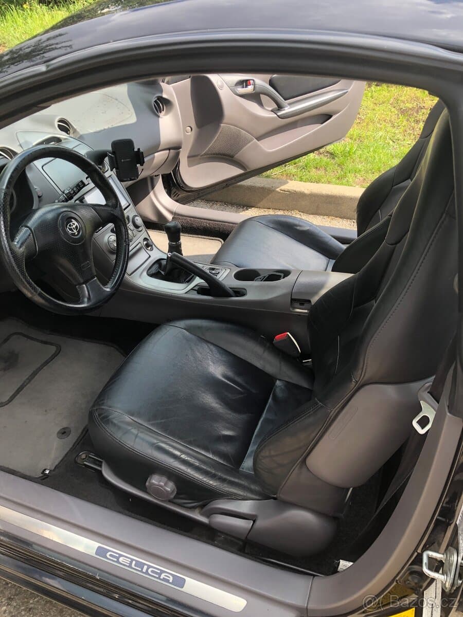 2002 Toyota CELICA - 7