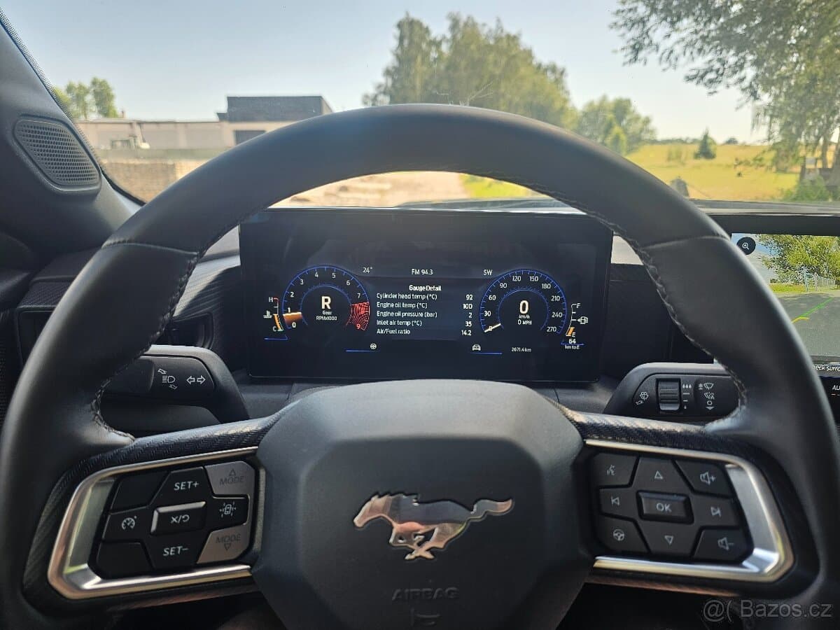 2025 Ford MUSTANG - 7