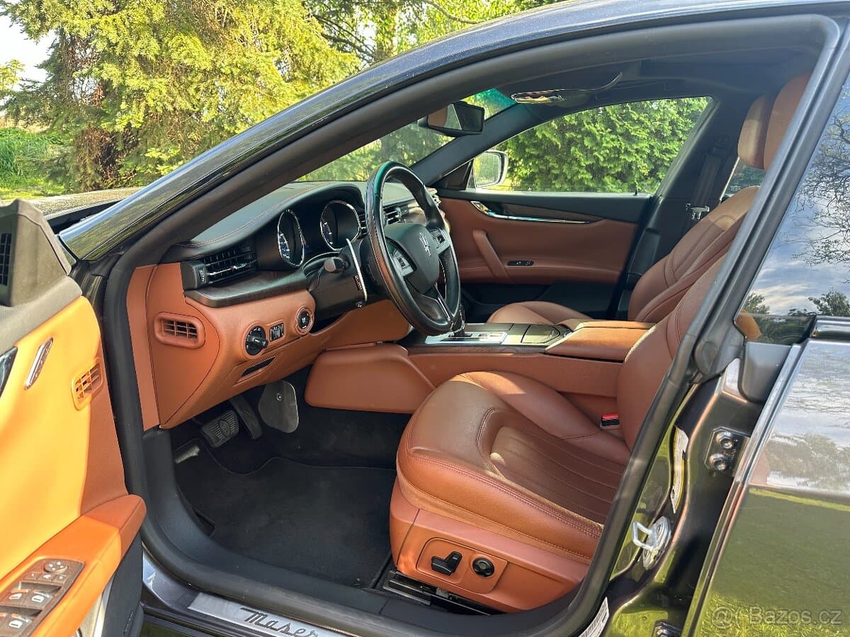 Maserati QUATTROPORTE - 7