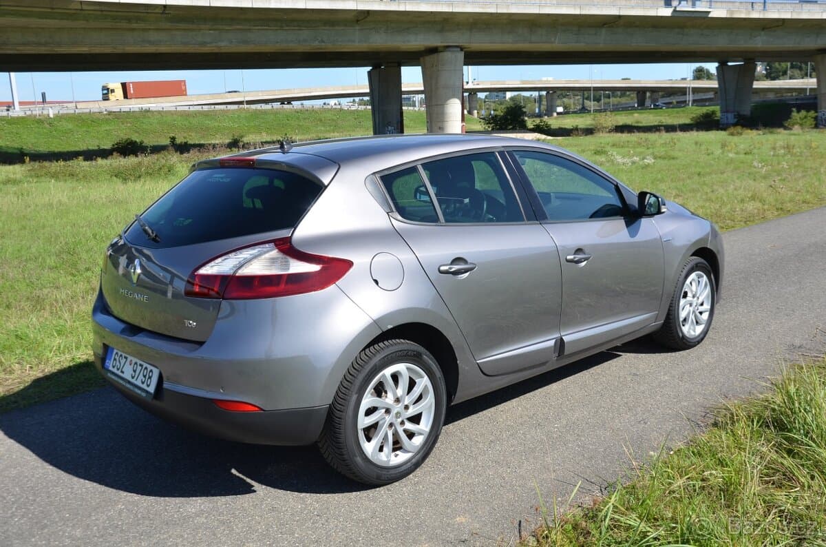 2015 Renault MEGANE - 7