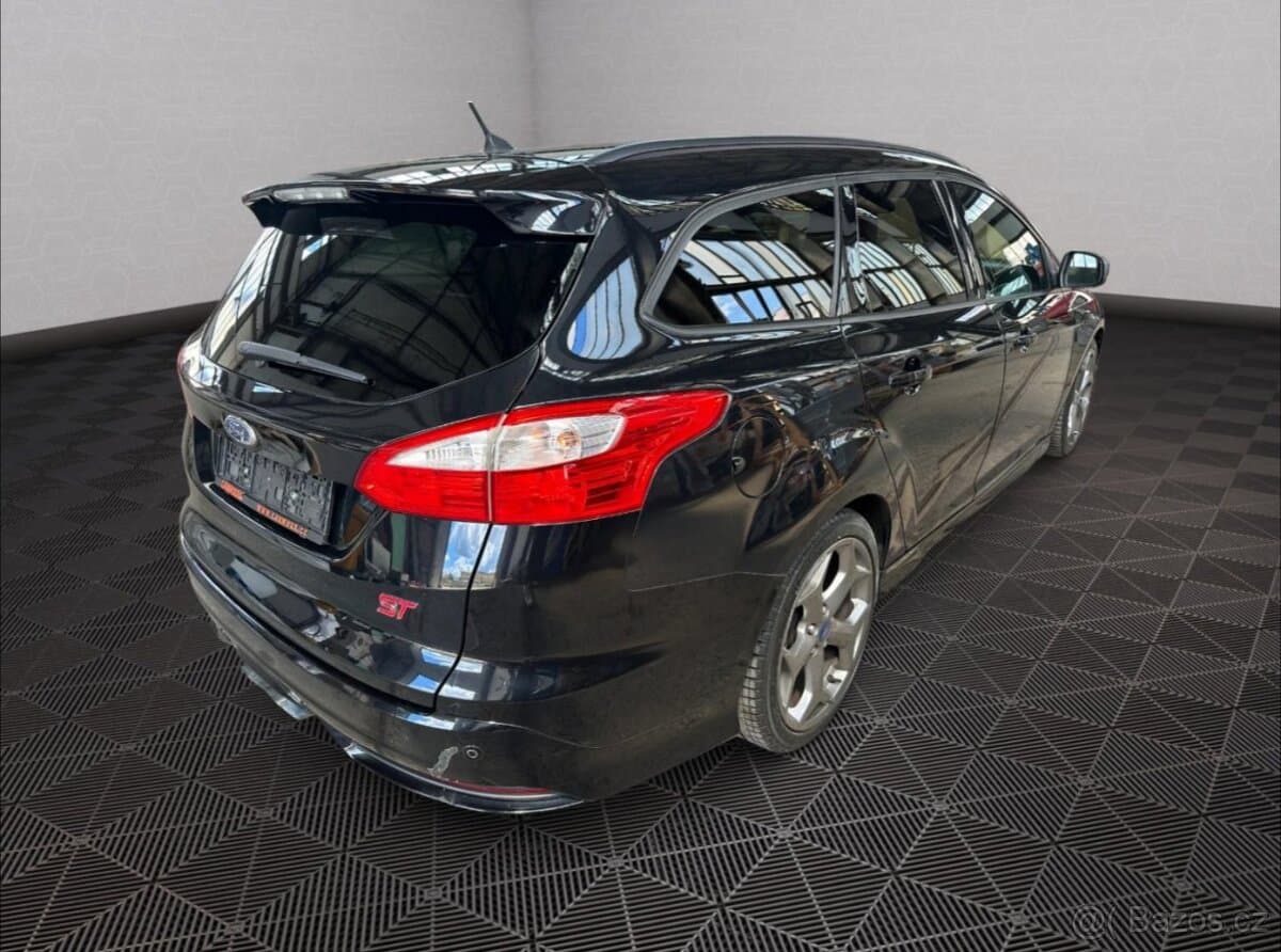 2013 Ford FOCUS - 7