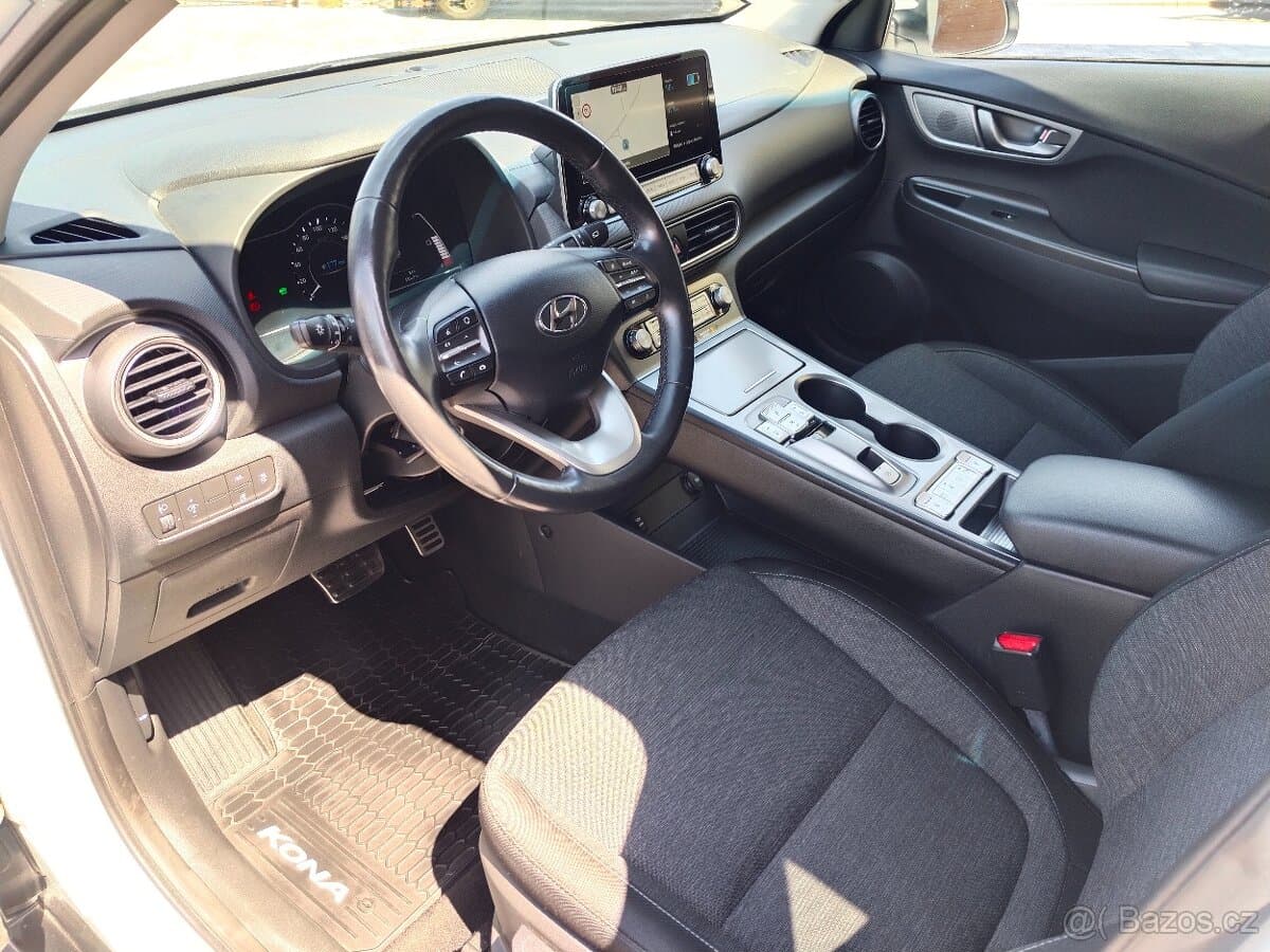 2021 Hyundai KONA - 7