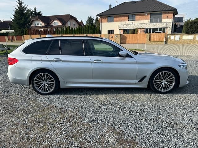 2017 BMW 5-SERIES - 7