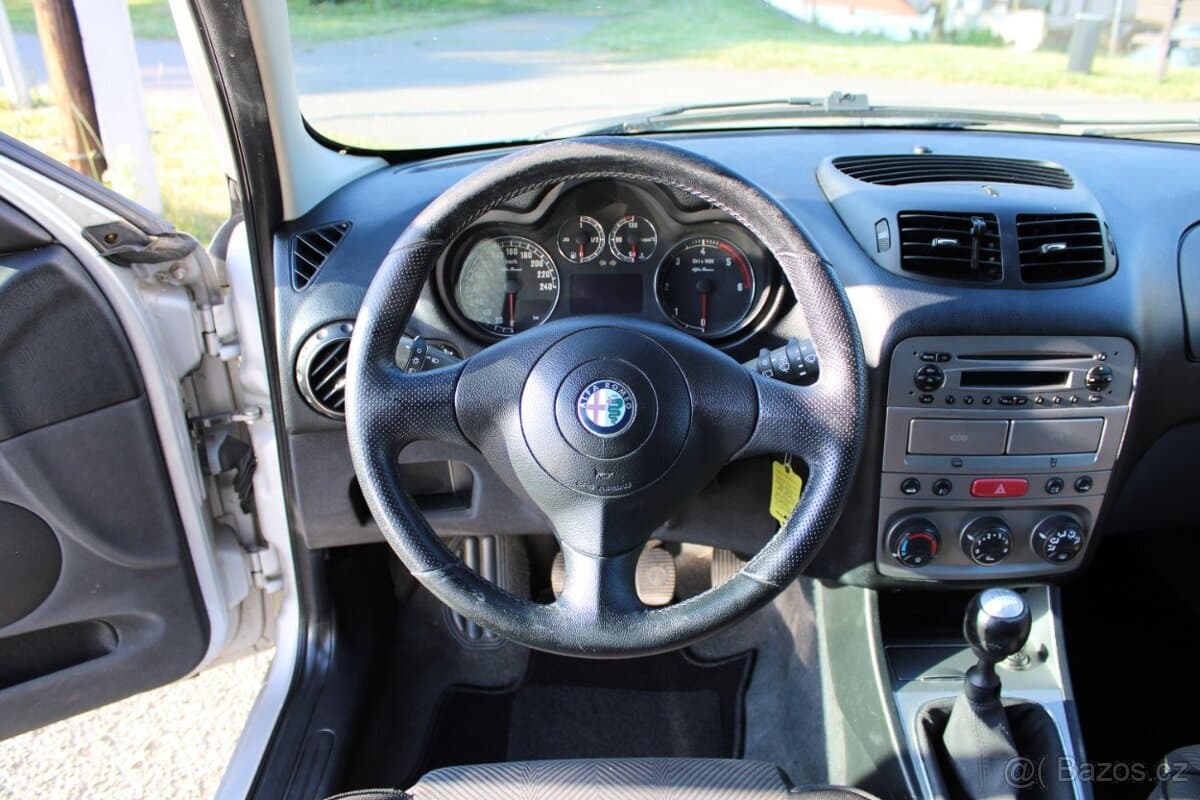 2007 Alfa Romeo 147 - 7