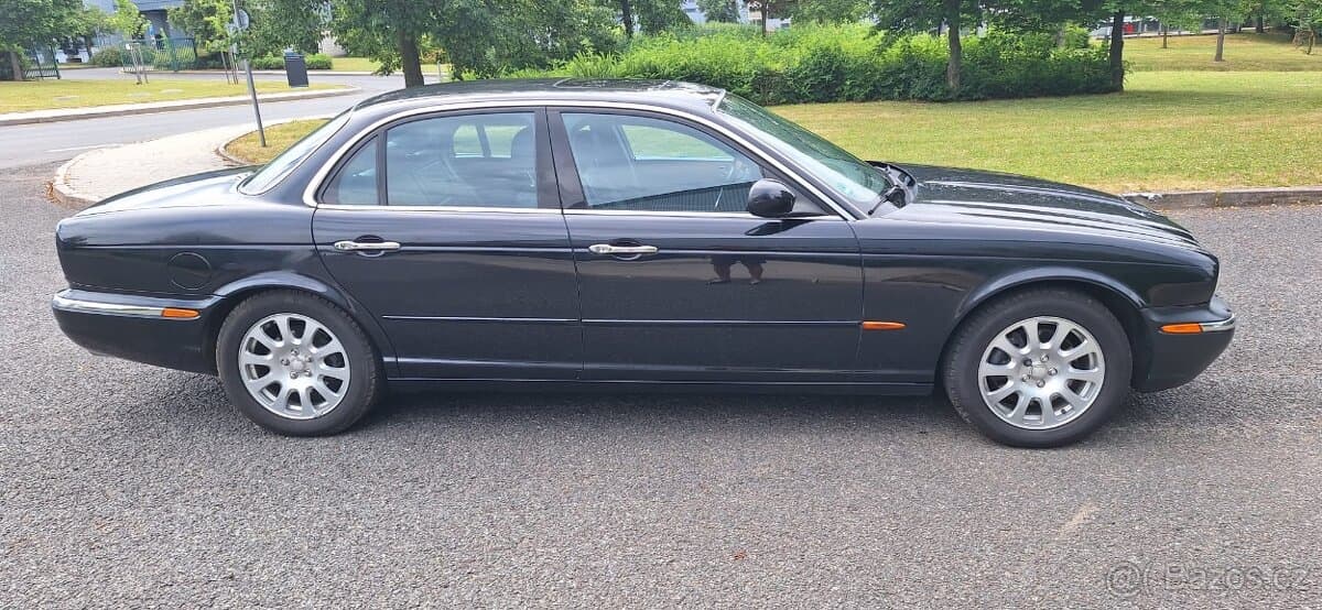 2003 Jaguar XJ - 7