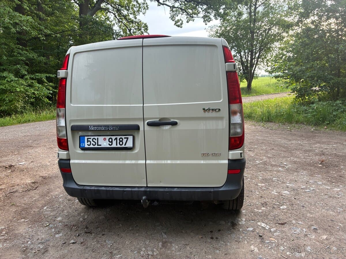 2011 Mercedes-Benz VITO - 7