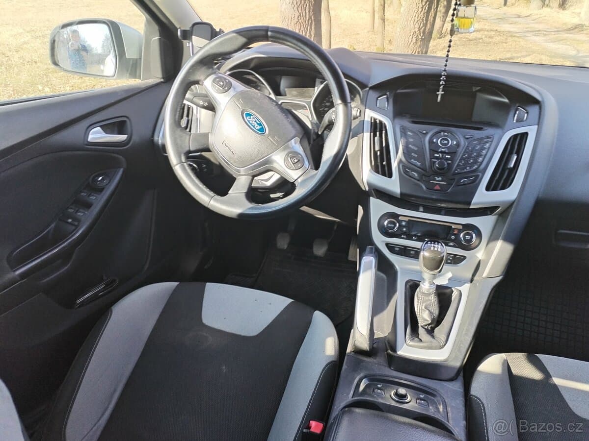 2012 Ford FOCUS - 7