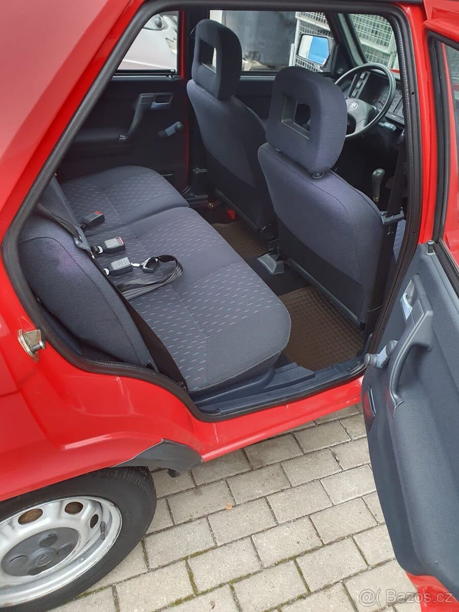 Škoda FAVORIT - 7