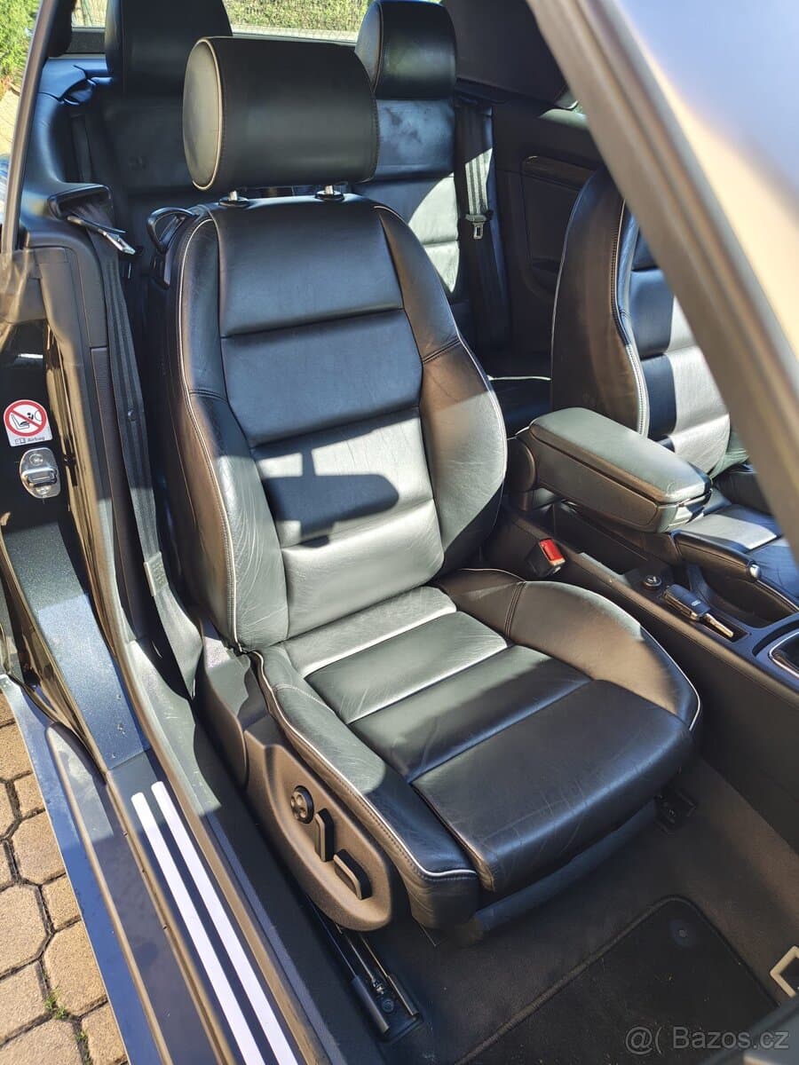 2004 Audi S4 - 7