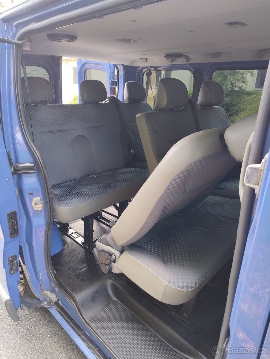 2007 Renault TRAFIC - 7