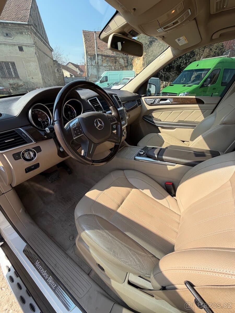 2014 Mercedes-Benz GL - 7