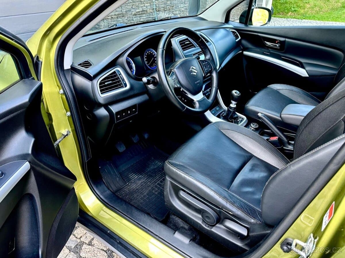 2013 Suzuki S-CROSS - 7