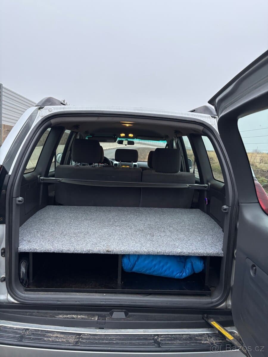 2004 Toyota LAND CRUISER - 7