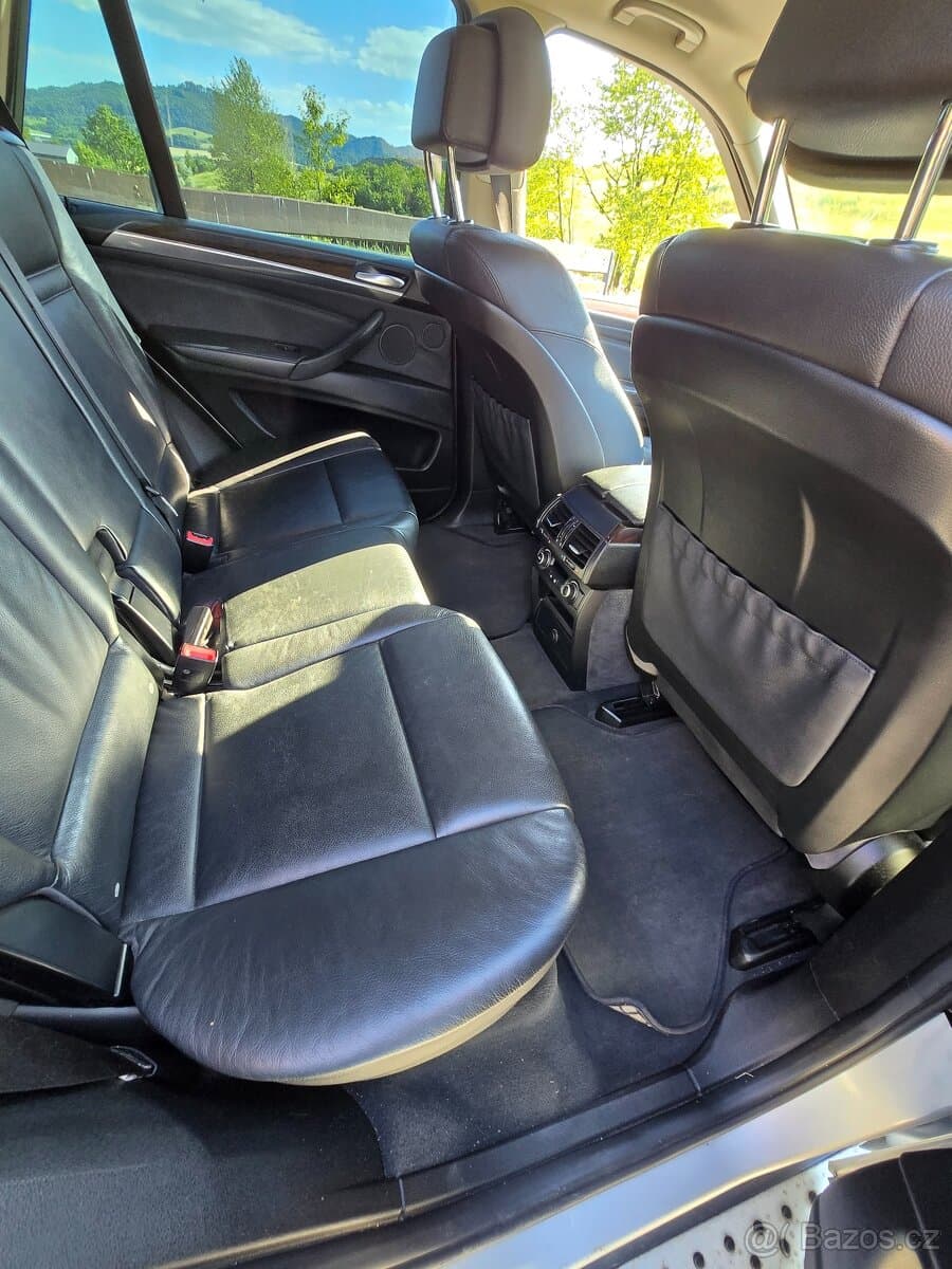 2010 BMW X5 - 7