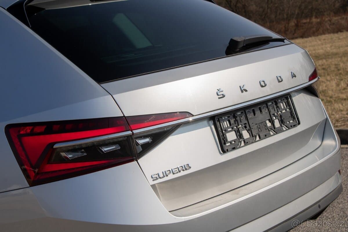 2020 Škoda SUPERB - 7