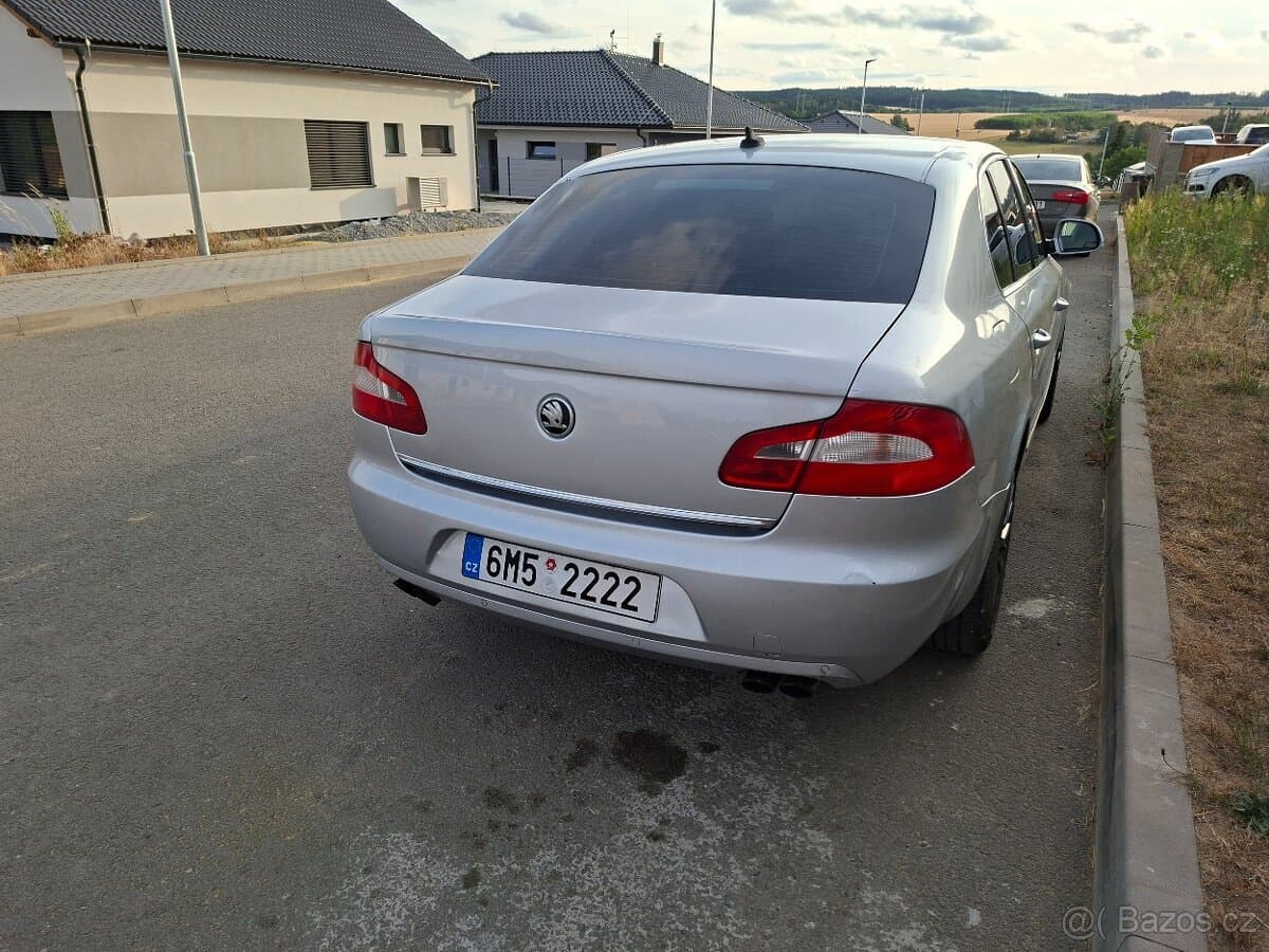 Škoda SUPERB - 7