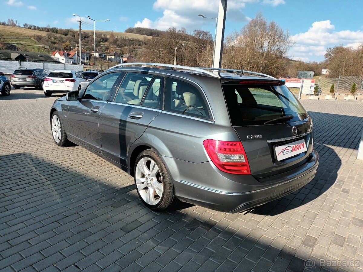 2011 Mercedes-Benz C-CLASS - 7