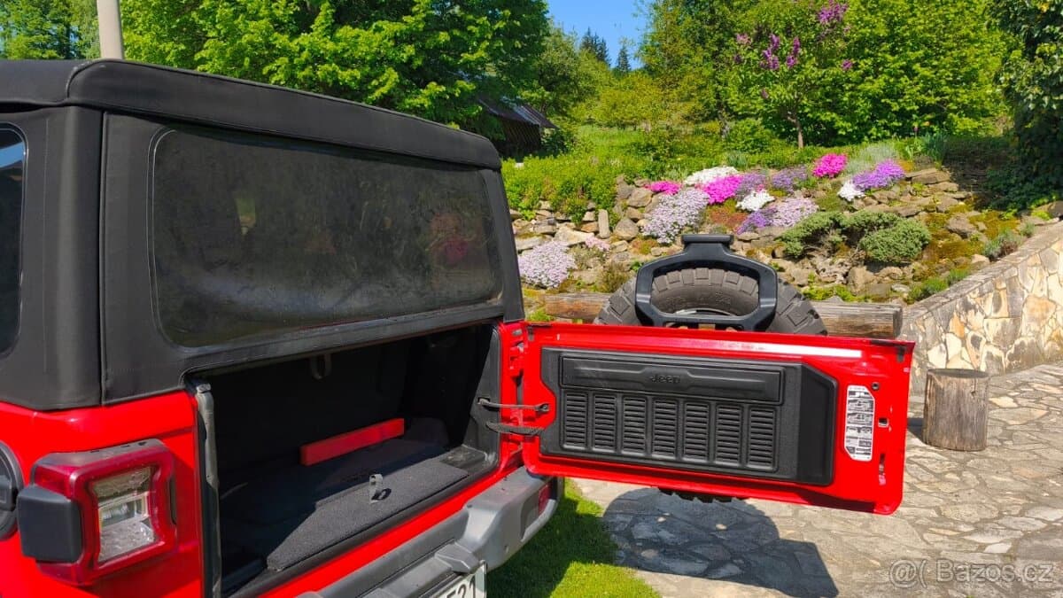 2019 Jeep WRANGLER - 7