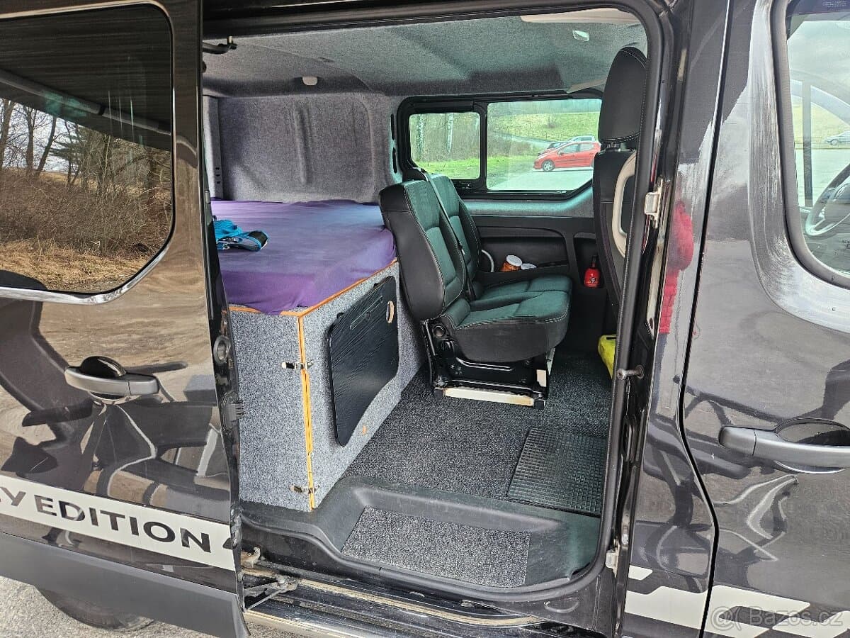 2015 Renault TRAFIC - 7