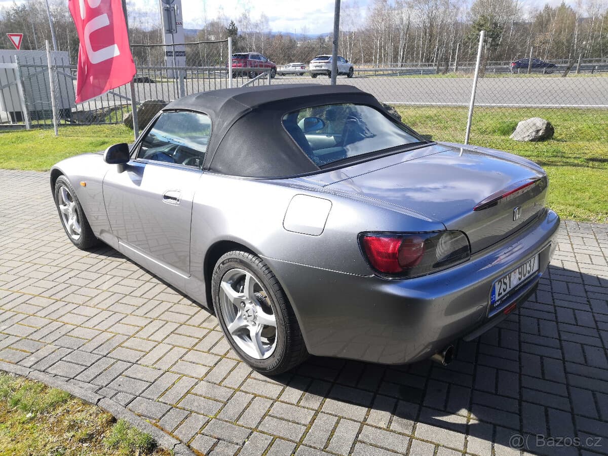 2000 Honda S2000 - 7