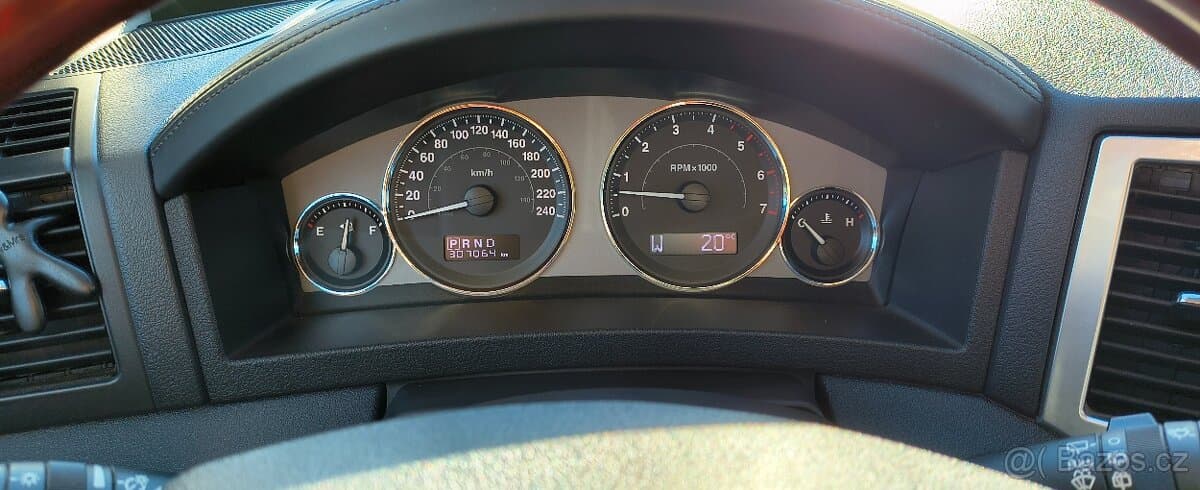 Jeep CHEROKEE - 7