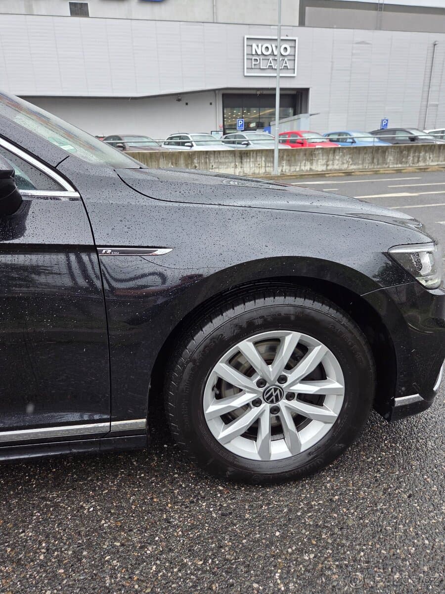 2023 Volkswagen PASSAT - 7