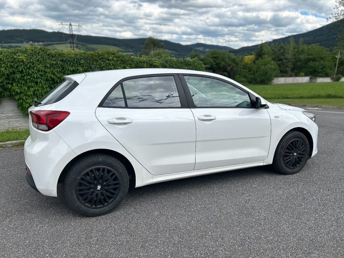 2018 Kia RIO - 7