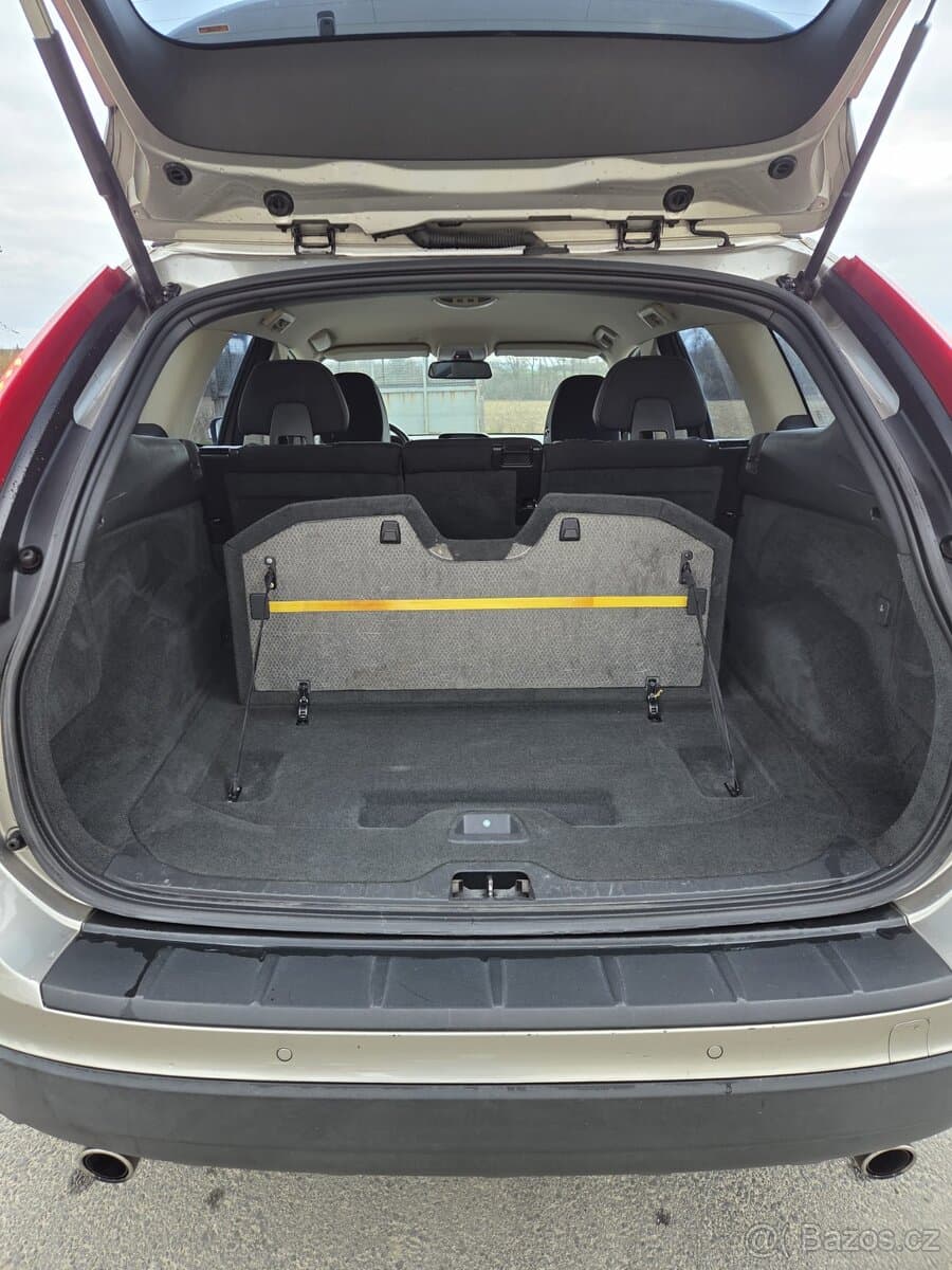 2010 Volvo XC60 - 7