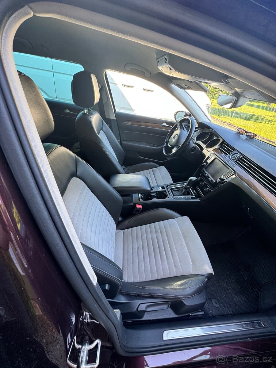 2015 Volkswagen PASSAT - 7