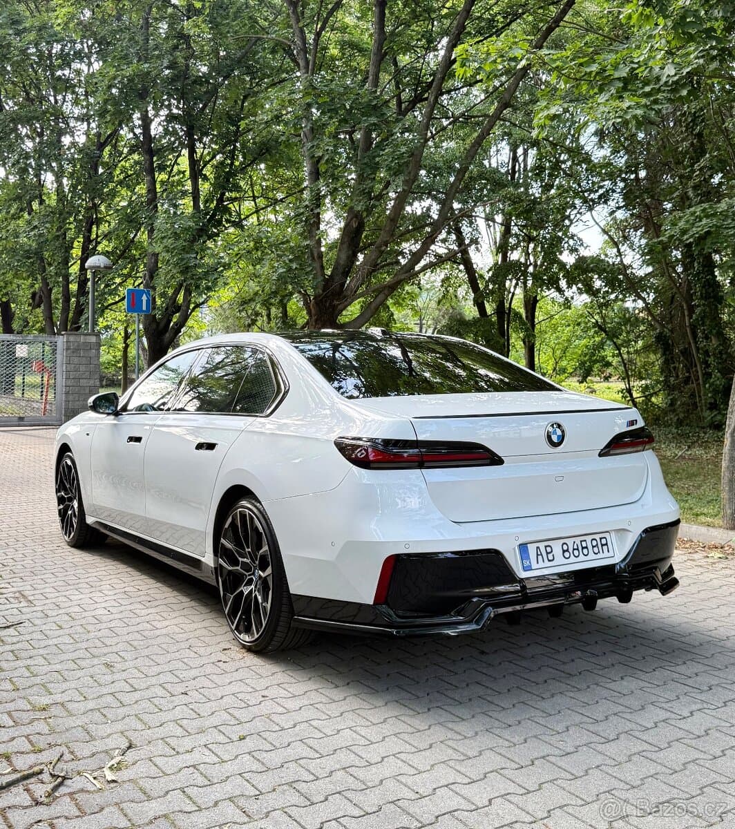 2023 BMW OSTATNÍ - 7