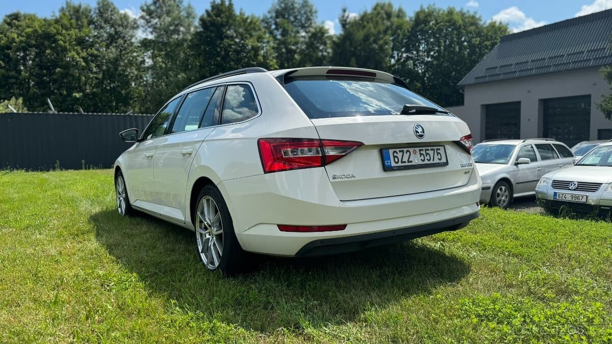 2017 Škoda SUPERB - 7