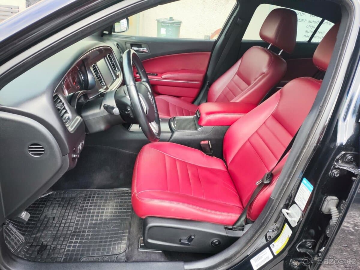 2013 Dodge CHARGER - 7