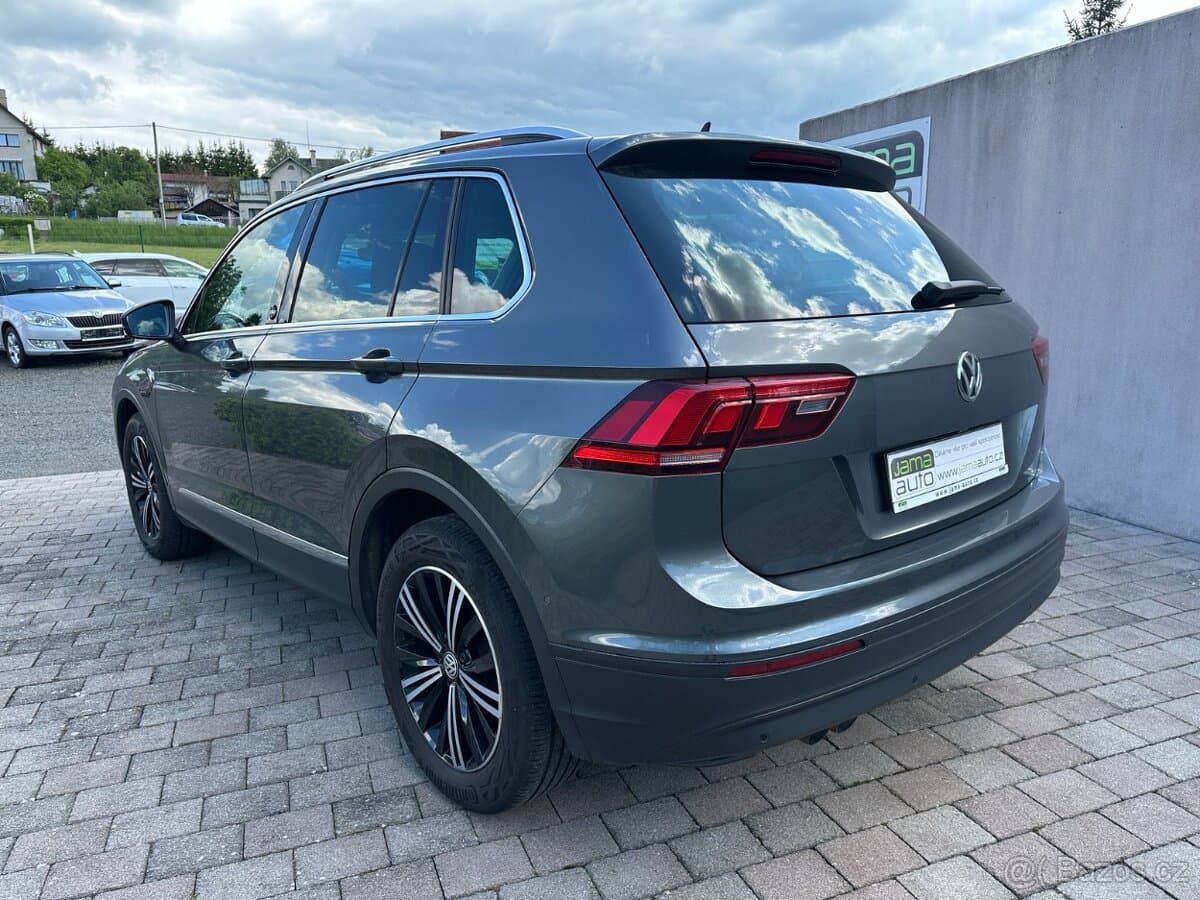 2017 Volkswagen TIGUAN - 7